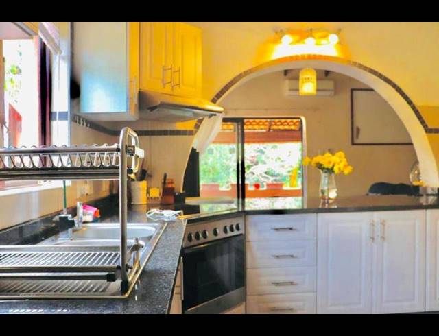 2 BEDROOM TOWNHOUSE FOR SALE IN GLENMORE